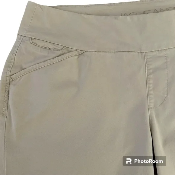 Jag Jeans Ainsley 8” Pull-On Light Khaki Shorts Plus Size 18W - Picture 3 of 6